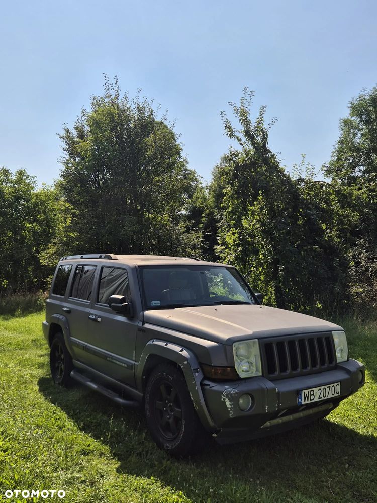 Jeep Commander - 17