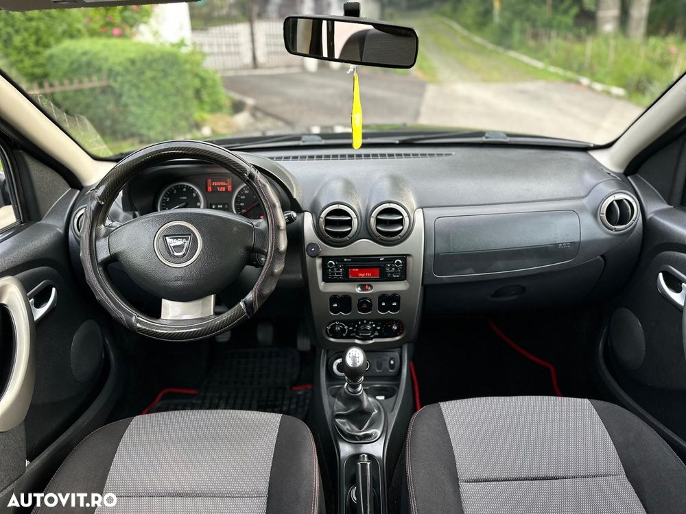 Dacia Duster 1.5 dCi 4x4 Laureate - 7