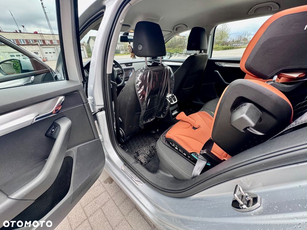 Skoda Octavia 1.6 TDI Ambition - 12