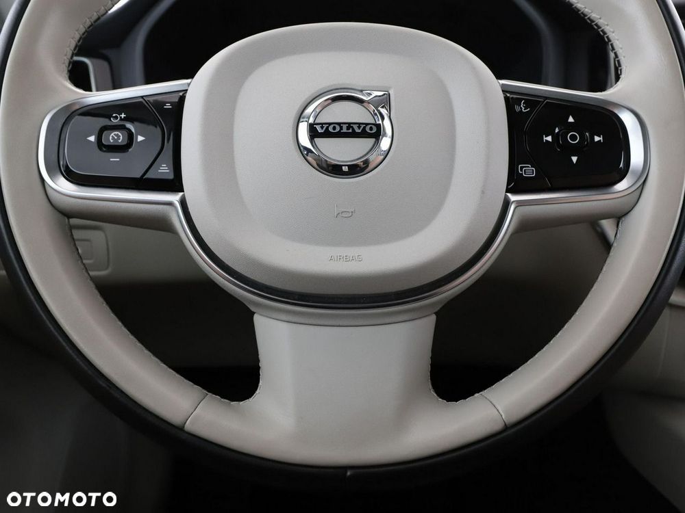 Volvo XC 60 T6 AWD Recharge Core - 23