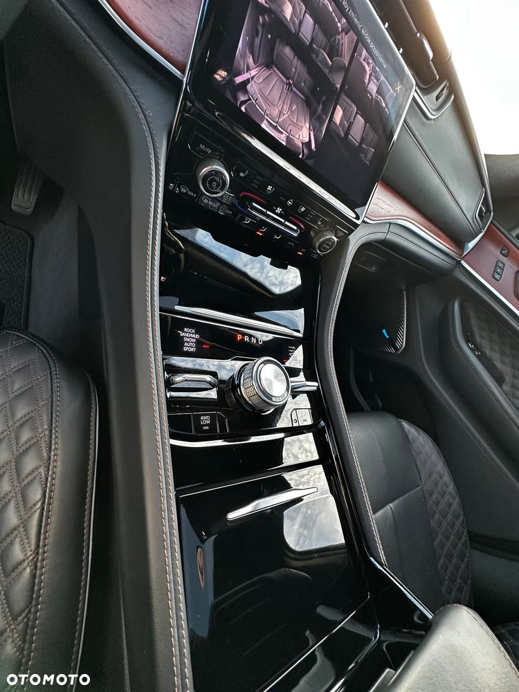 Jeep Grand Cherokee 3.6 V6 Summit - 23