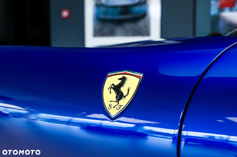 Ferrari Roma - 14
