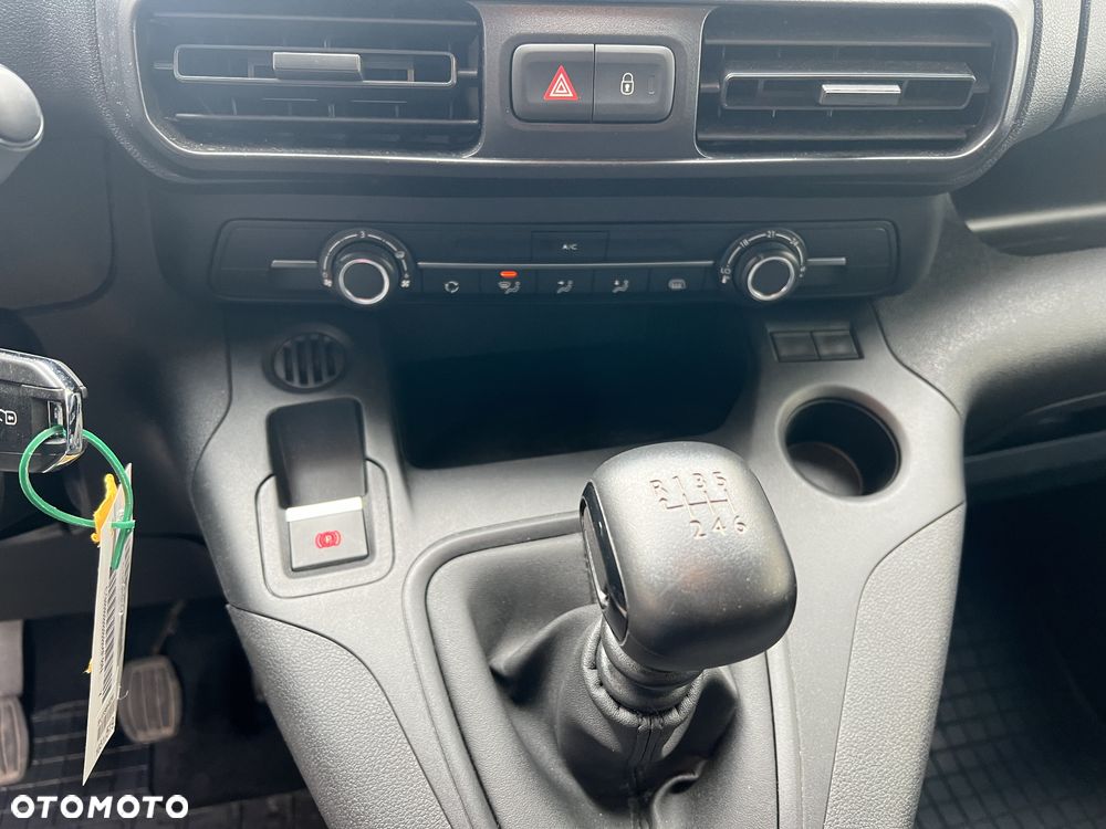 Peugeot PARTNER - 11