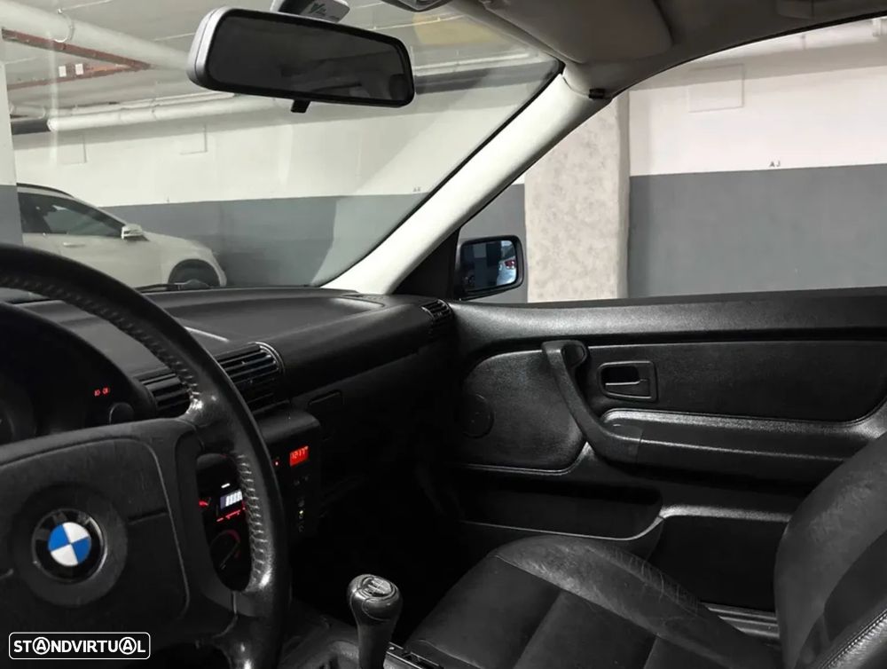 BMW 316 i Compact - 4