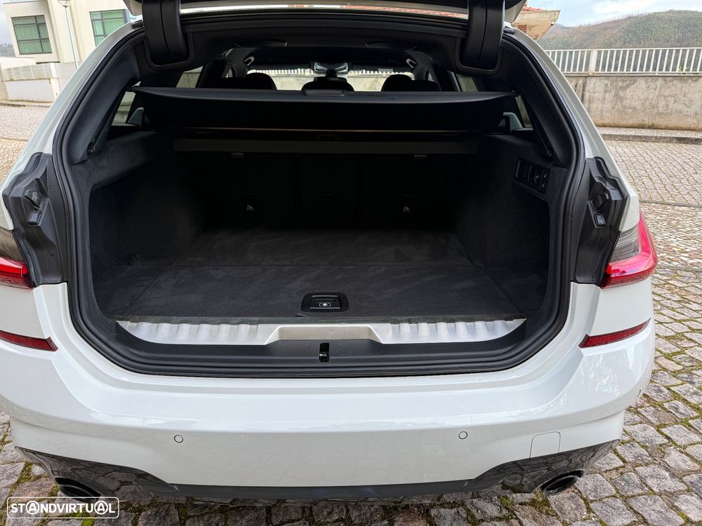 BMW 330 e Aut. M Sport - 7