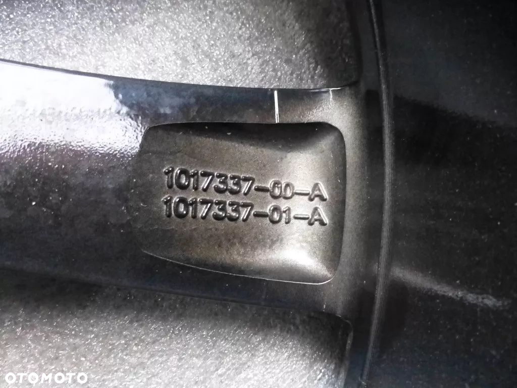 FELGA TESLA S 1017337-00-A 9X21ET40 - 5