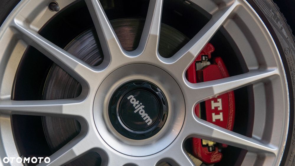 Volkswagen Golf GTI (BlueMotion Technology) Performance - 8