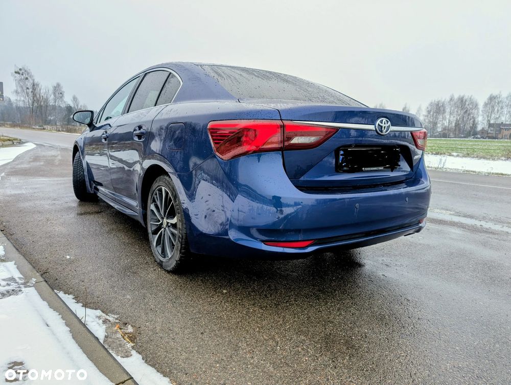 Toyota Avensis 1.8 Prestige MS - 6