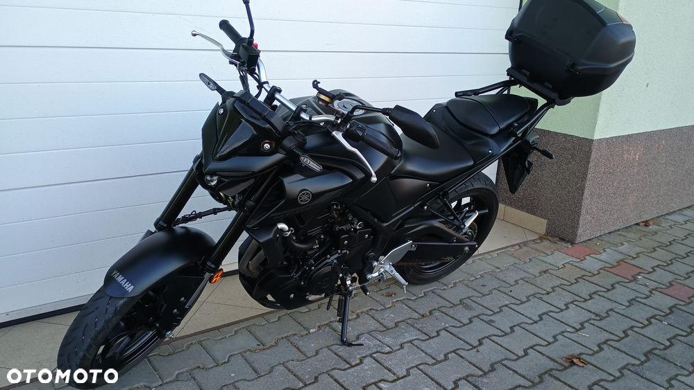 Yamaha MT - 9