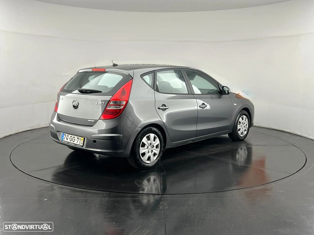 Hyundai i30 1.6 CRDI Classic - 3