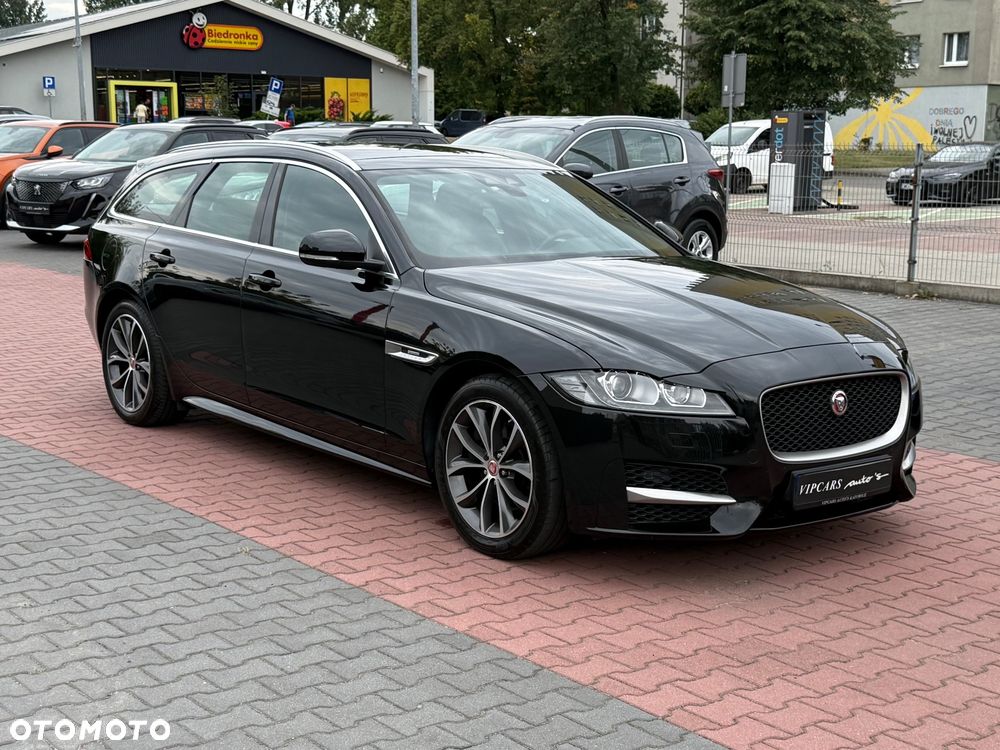 Jaguar XF 2.0 i4D R-Sport - 8