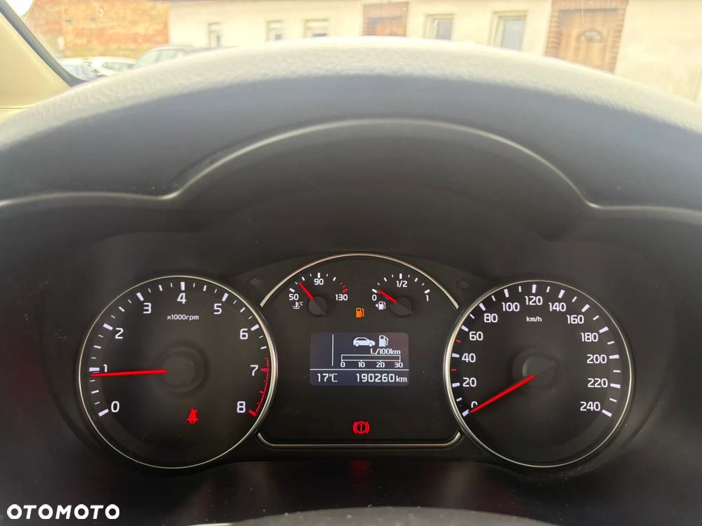 Kia Carens 1.6 GDI Edition 7 - 15