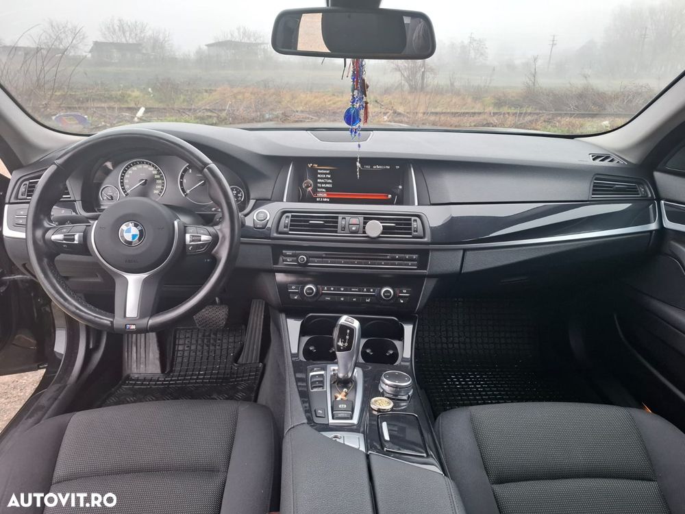 BMW Seria 5 520d Aut. - 11