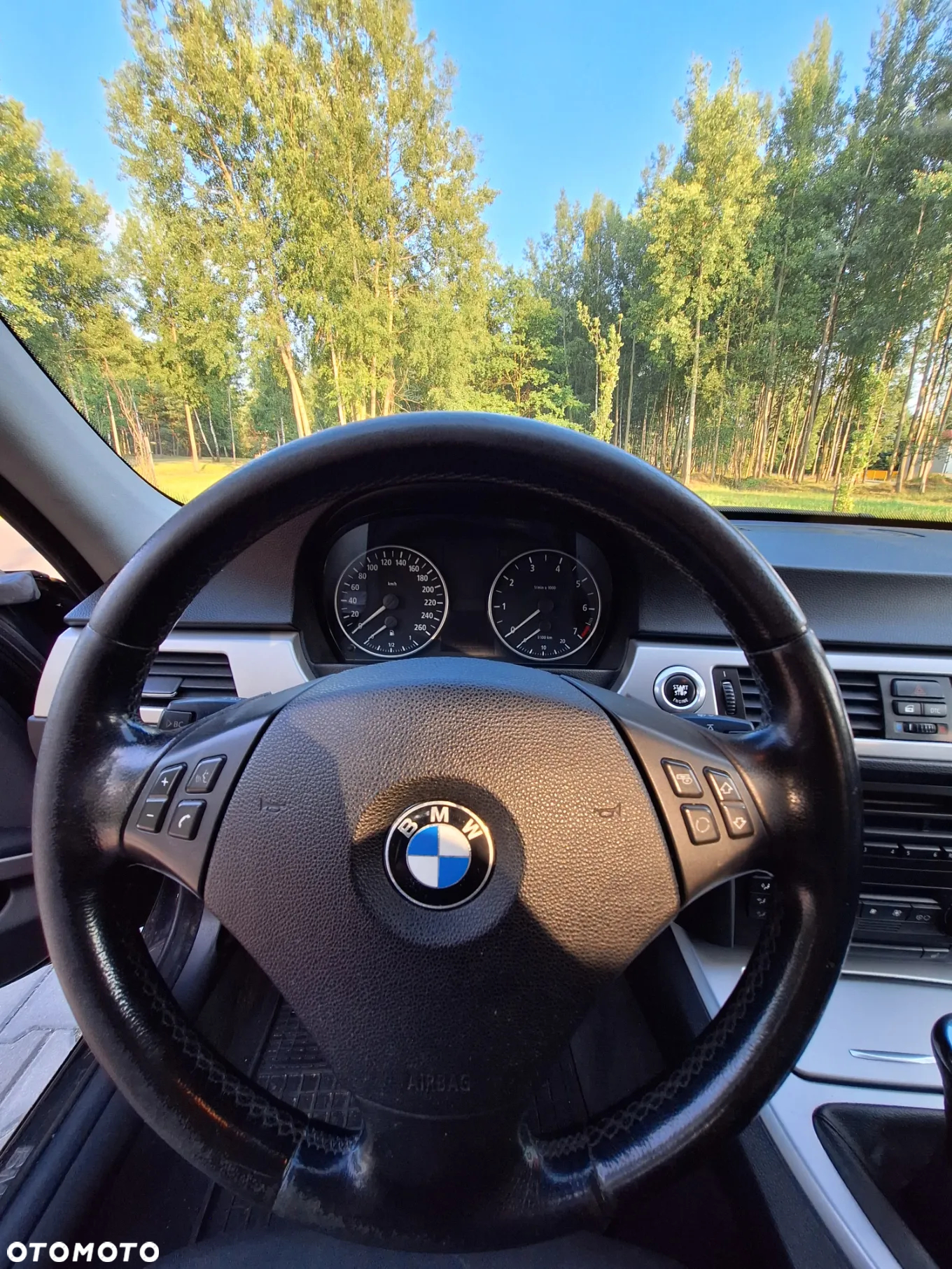 BMW Seria 3 318i - 8