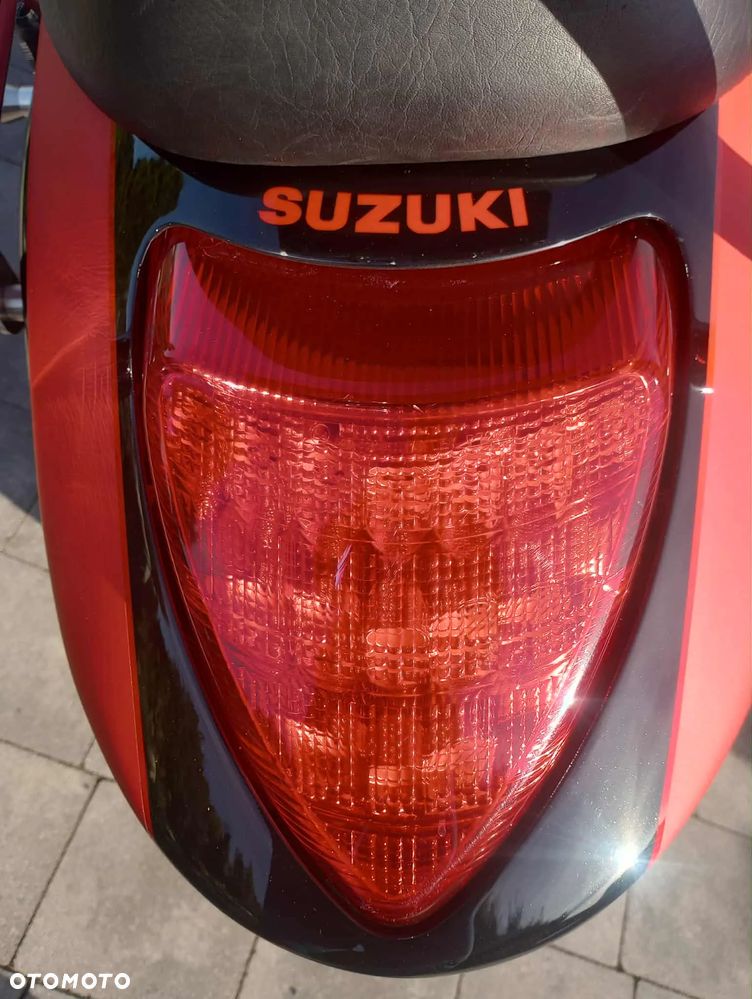 Suzuki Intruder - 4