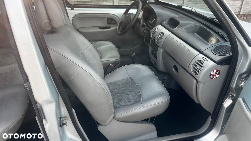 Renault Kangoo 1.2 16V Campus - 23