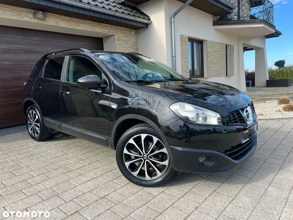 Nissan Qashqai - 2