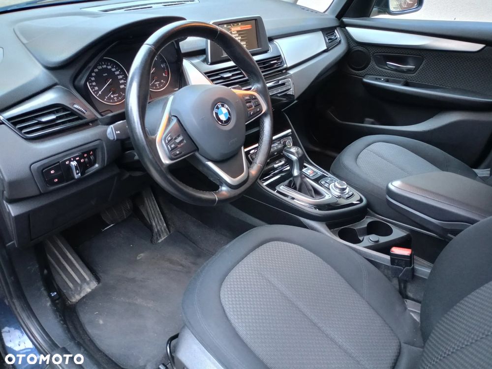 BMW Seria 2 218d Sport-Aut Advantage - 13
