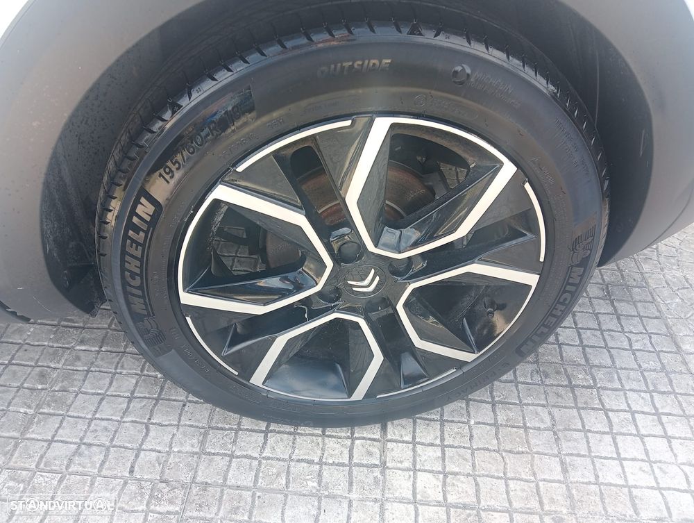 Citroën e-C4 50 kWh Shine - 6