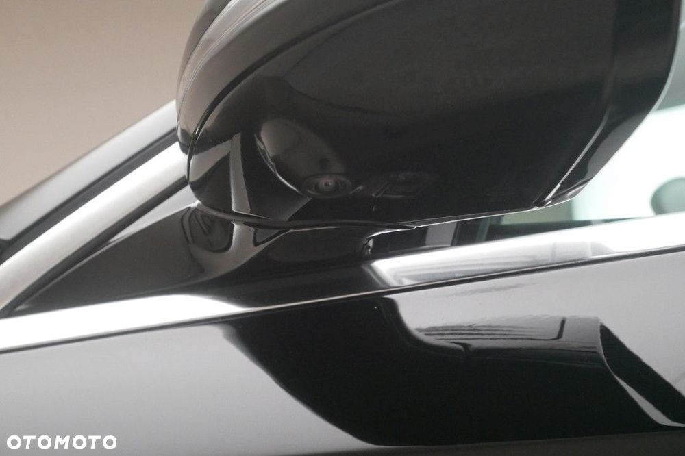 Mercedes-Benz Klasa E - 20