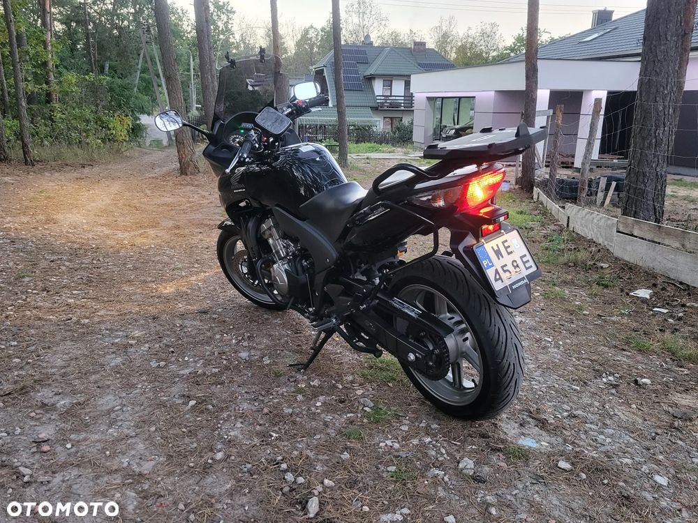 Honda CBF - 10
