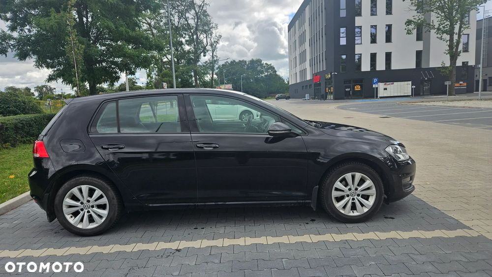 Volkswagen Golf 1.2 TSI Trendline - 2
