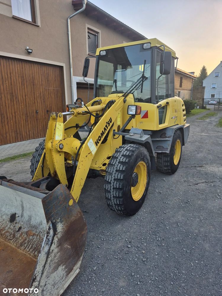 Komatsu WA65 4X4 2000R ŁADOWARKA ŁYŻKA WIDŁY SILNIK YANMAR 4 CYLINDRY DIESEL BEZ ADBLUE I TURBINY - 4