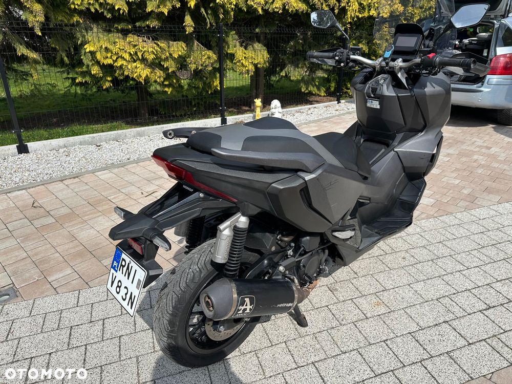 Honda ADV350 - 7