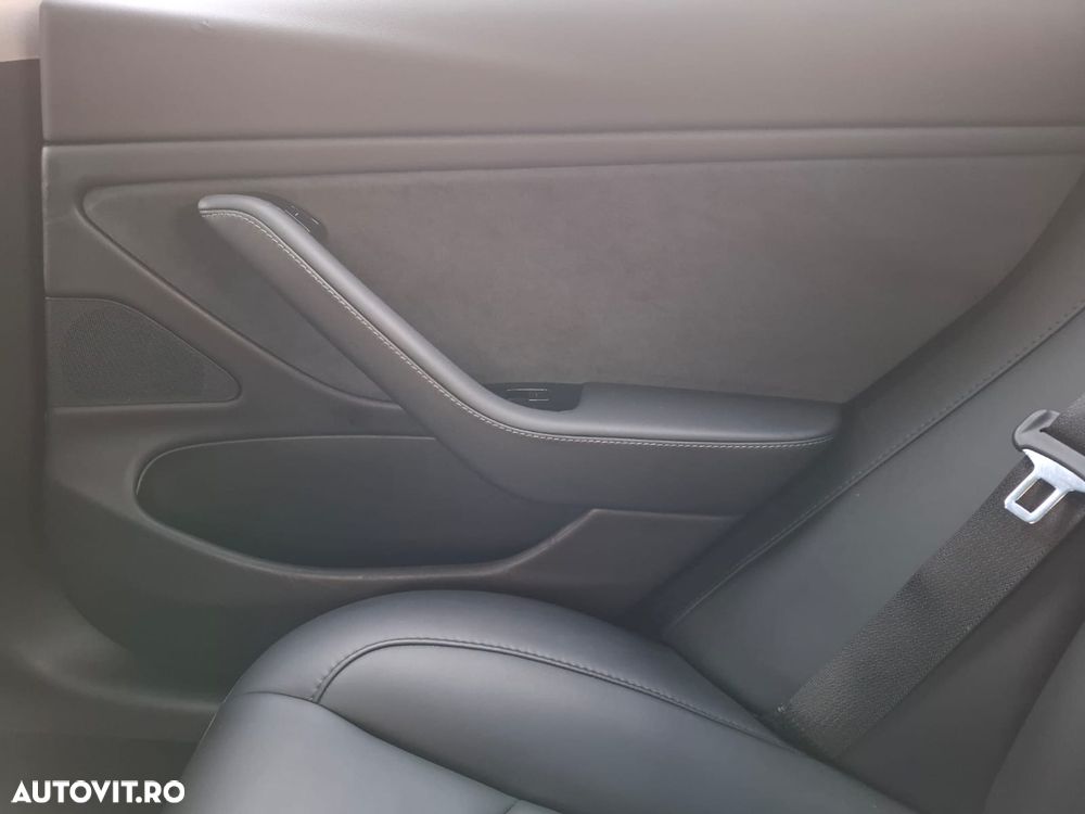 Tesla Model 3 - 26