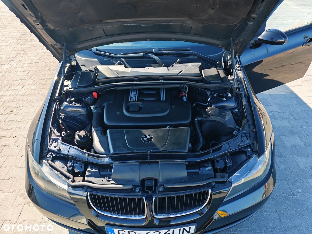 BMW Seria 3 320d - 3