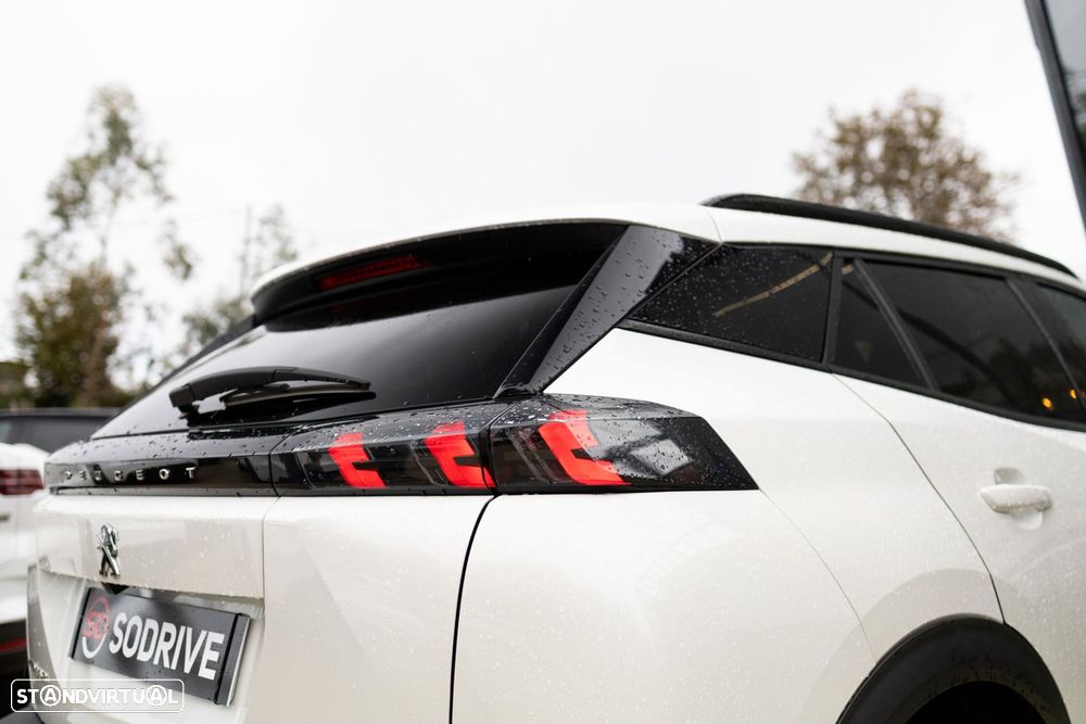 Peugeot e-2008 Allure - 24