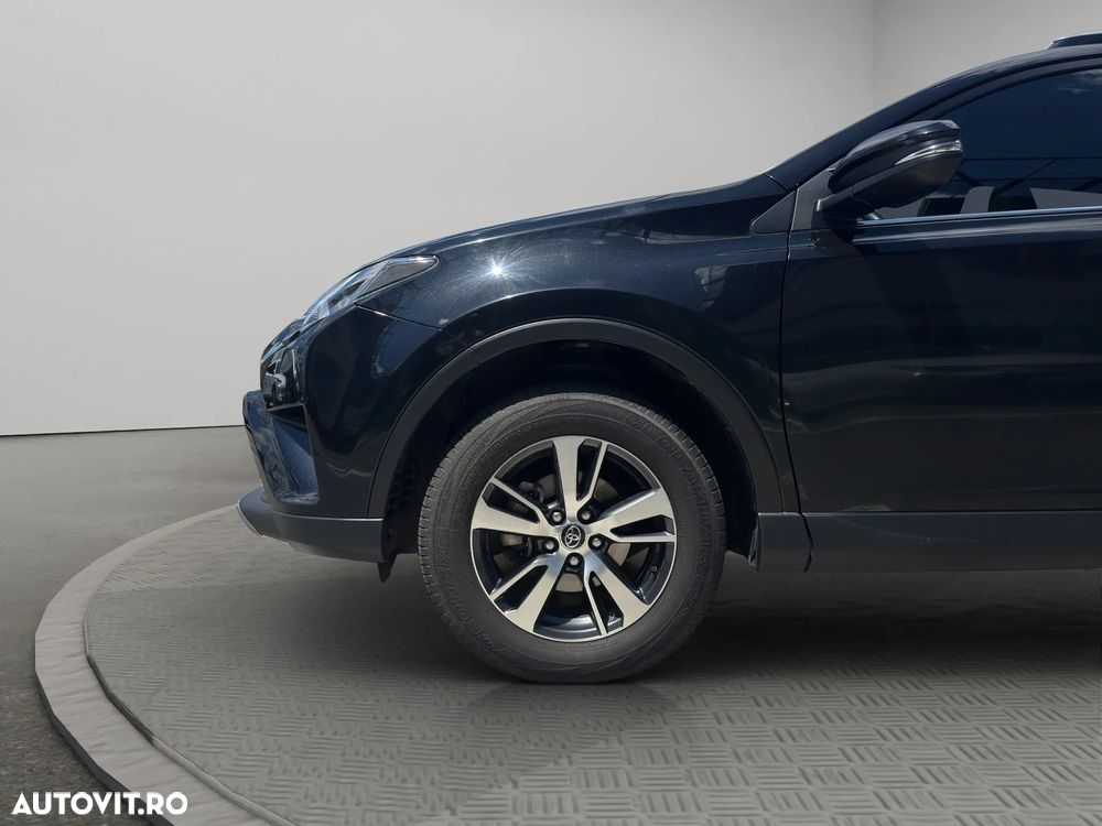 Toyota RAV4 - 13