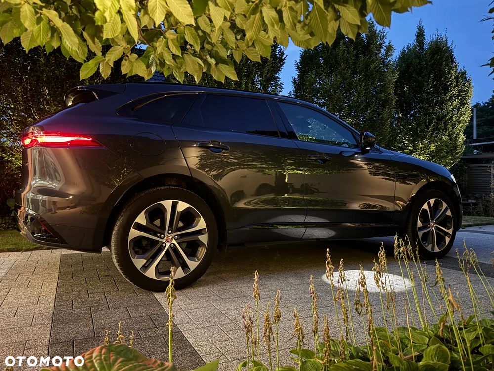Jaguar F-Pace 2.0 P400e PHEV AWD R-Dynamic HSE - 13