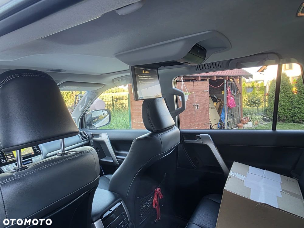 Toyota Land Cruiser LC 2.8 D-4D Executive - 6