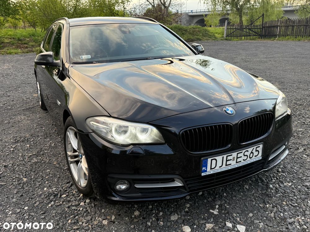 BMW Seria 5 525d xDrive Sport-Aut - 10