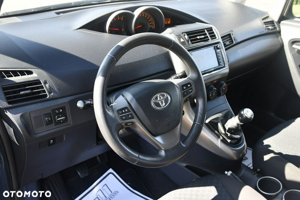 Toyota Verso - 15