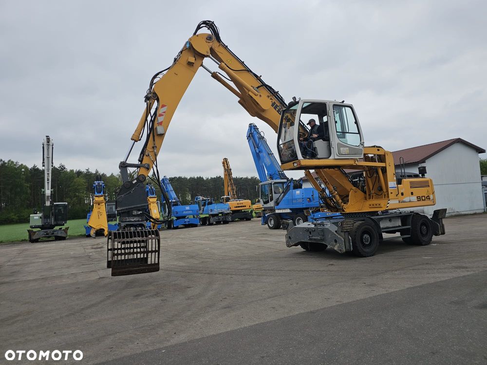 Liebherr A 904 C - 6