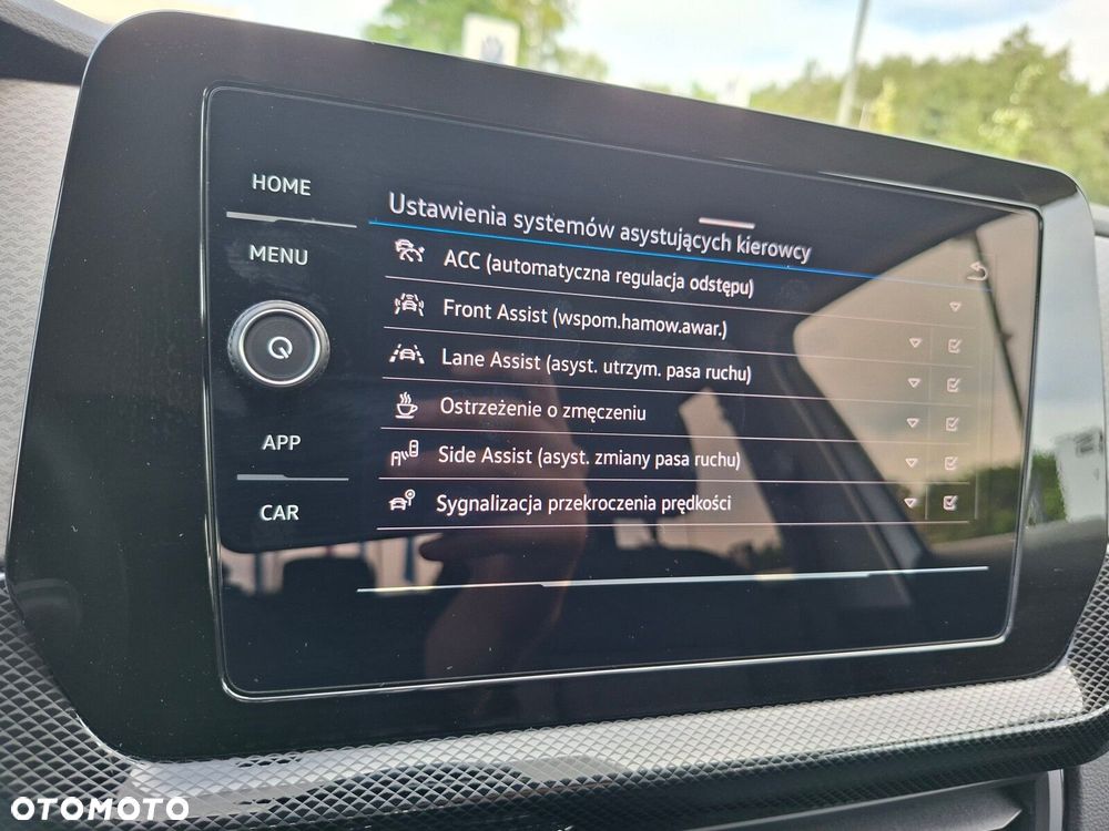 Volkswagen T-Cross - 26