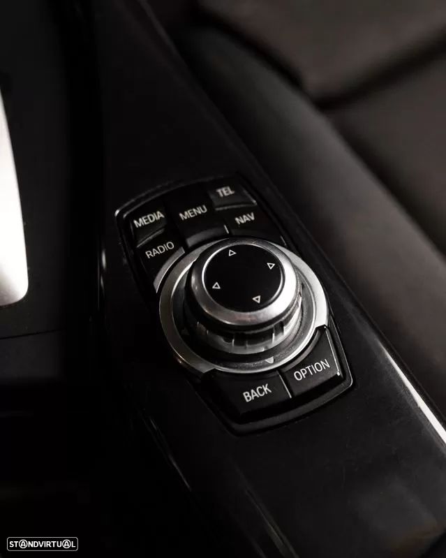 BMW 120 d Sport-Aut. Sport Line - 12