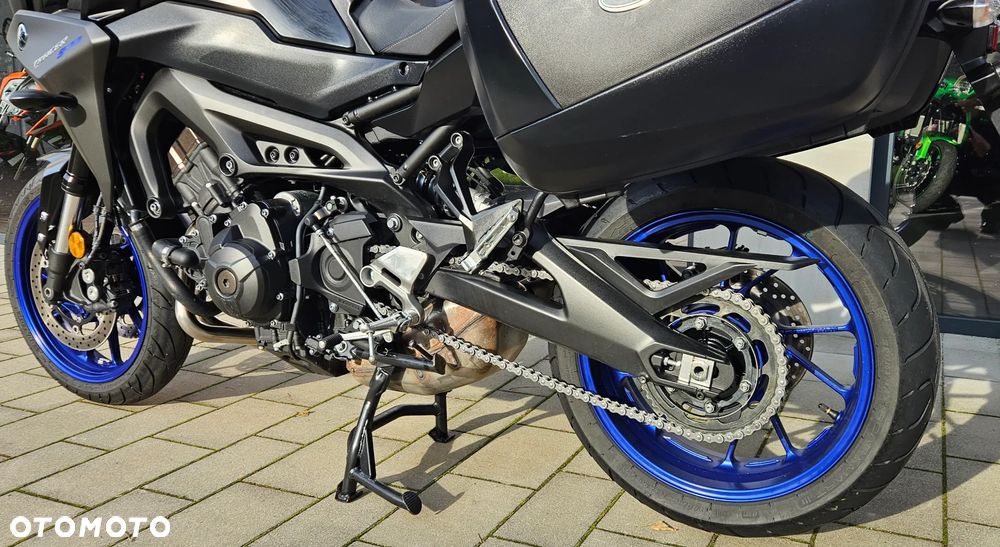 Yamaha MT - 16