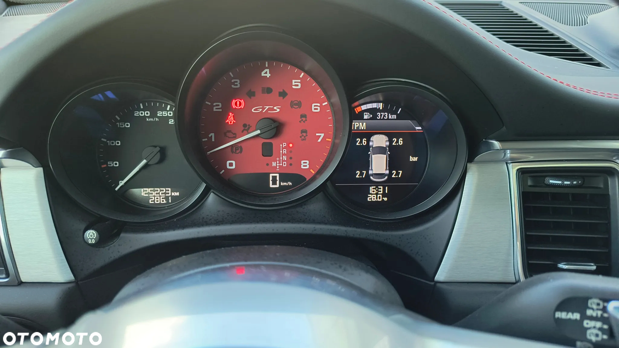 Porsche Macan Turbo - 7