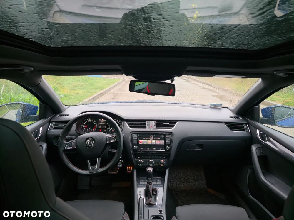Skoda Octavia 2.0 TDI RS DSG - 11