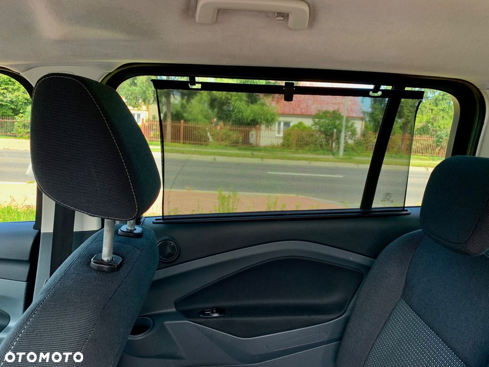 Ford Grand C-MAX 1.6 TDCi Trend - 25