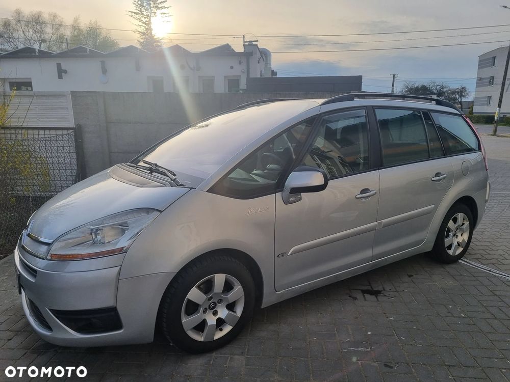 Citroën C4 Grand Picasso 1.8 16V Advance - 4