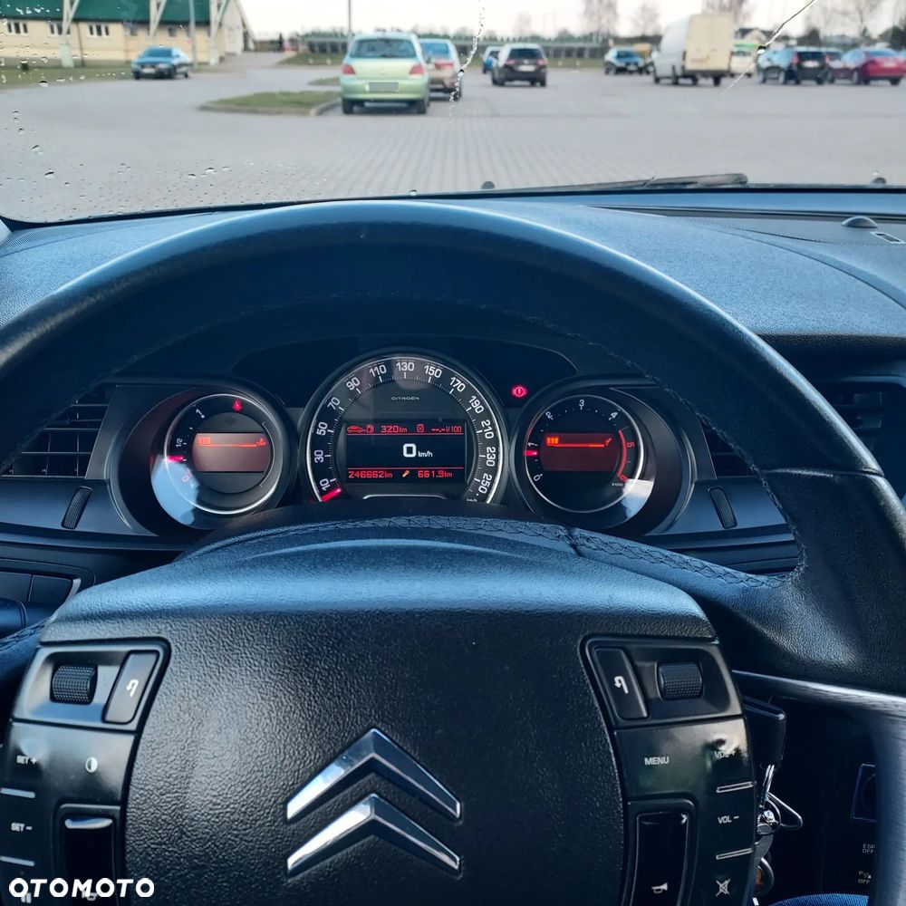Citroën C5 HDi 135 FAP Exclusive - 11