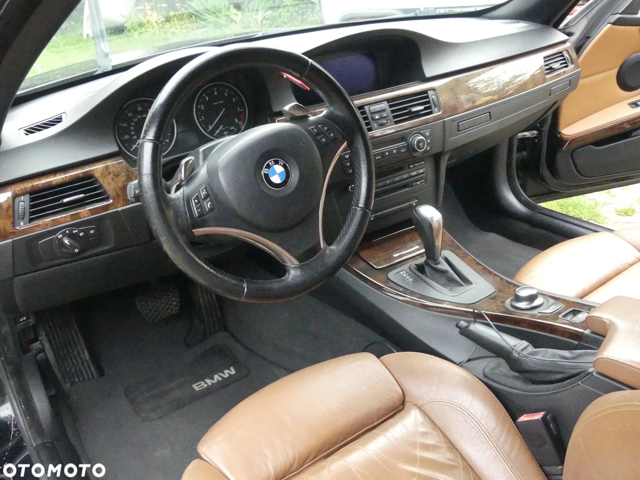 BMW Seria 3 335i Cabrio - 15