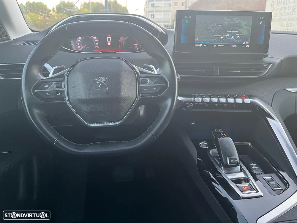 Peugeot 3008 1.5 BlueHDi Allure EAT8 - 19