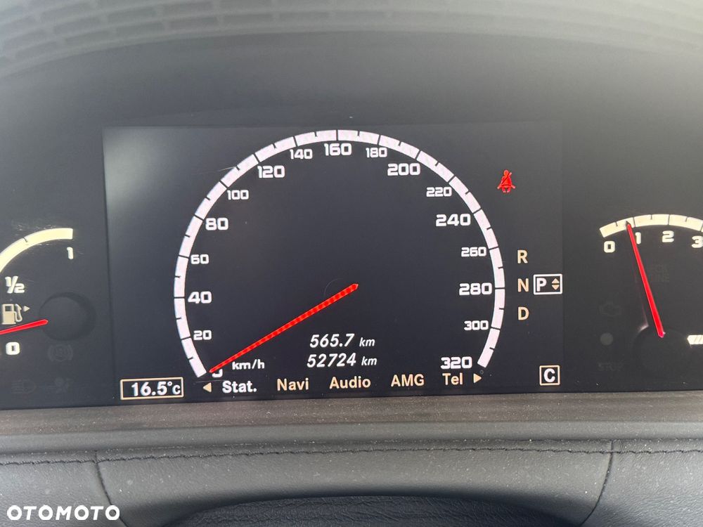 Mercedes-Benz CL - 33