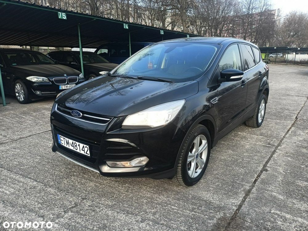 Ford Kuga 1.6 EcoBoost 2x4 Titanium - 5