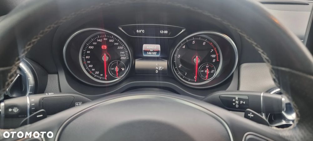 Mercedes-Benz CLA 250 4Matic 7G-DCT UrbanStyle Edition - 19